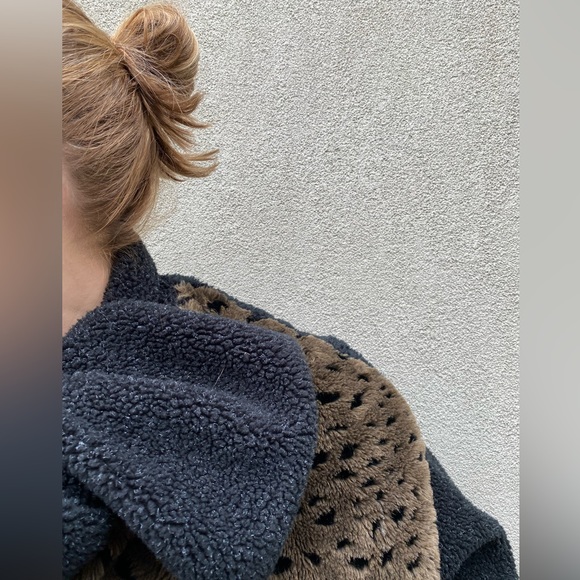 Vintage faux fur bomber, short vest, coat from the 90s - Picture 8 of 8